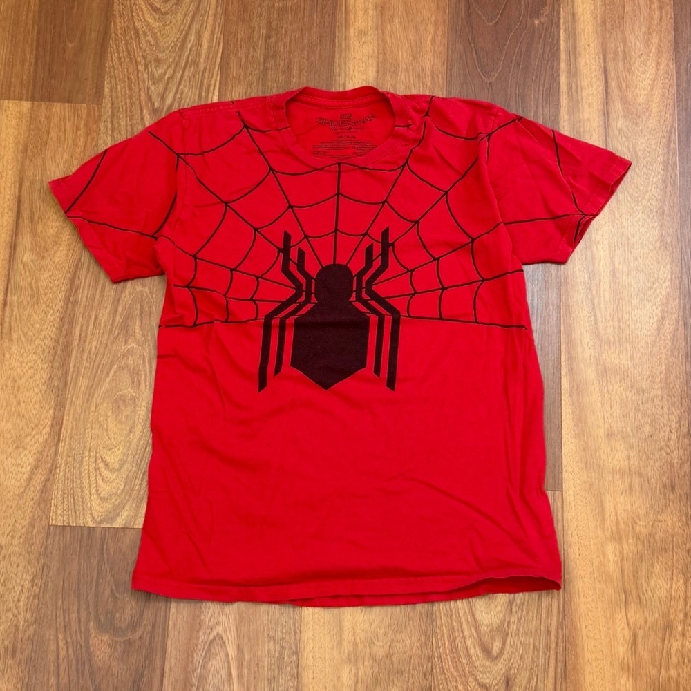 Marvel Spider-Man Homecoming Youth Red Web Graphic T-Shirt Kids Size Medium